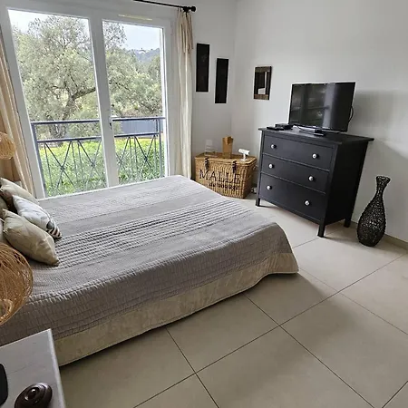 Ravissante Maison Avec Piscine - 6 Pers. - Fr-1-768-138 * 罗克布伦河畔阿尔让