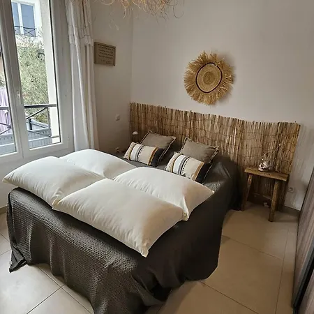 Ravissante Maison Avec Piscine - 6 Pers. - Fr-1-768-138 *