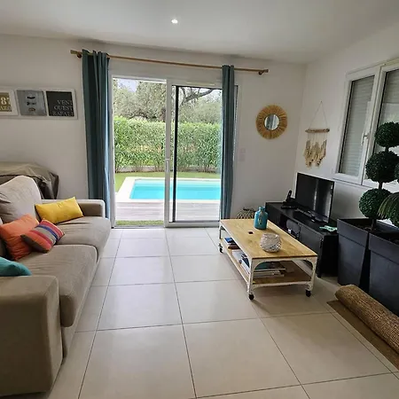 Ravissante Maison Avec Piscine - 6 Pers. - Fr-1-768-138 * 罗克布伦河畔阿尔让